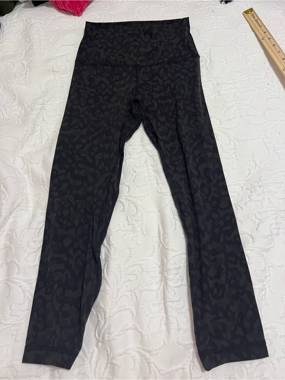Lululemon Align Pant II 25" Formation Camo Deep Coal Multi/Black size 4